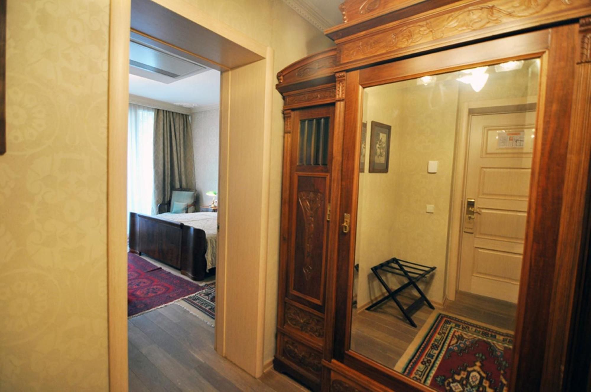 Vinotel Boutique Hotel Tbilisi Phòng bức ảnh