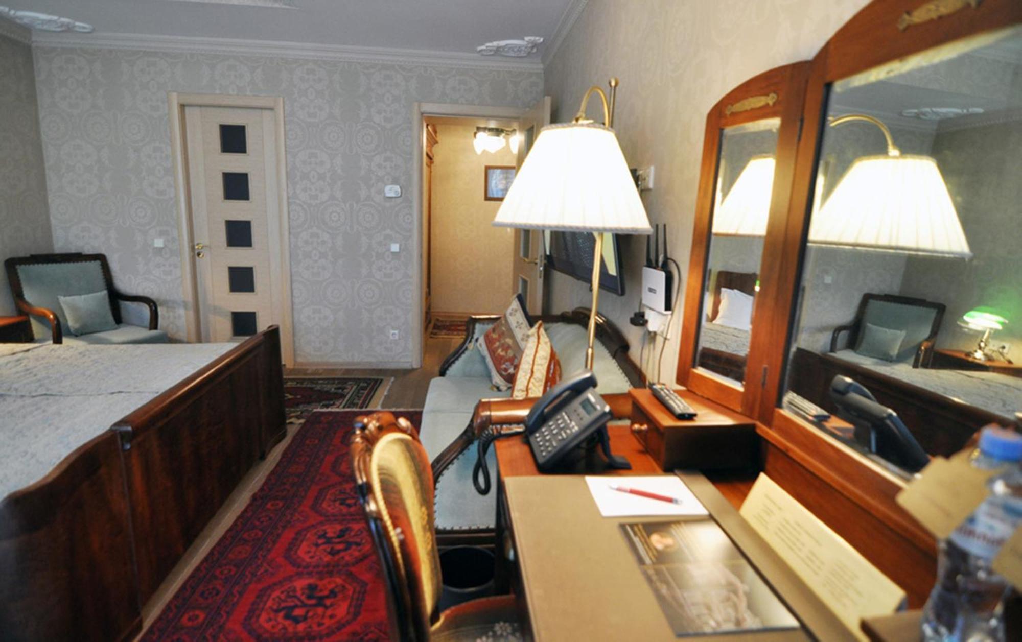 Vinotel Boutique Hotel Tbilisi Phòng bức ảnh